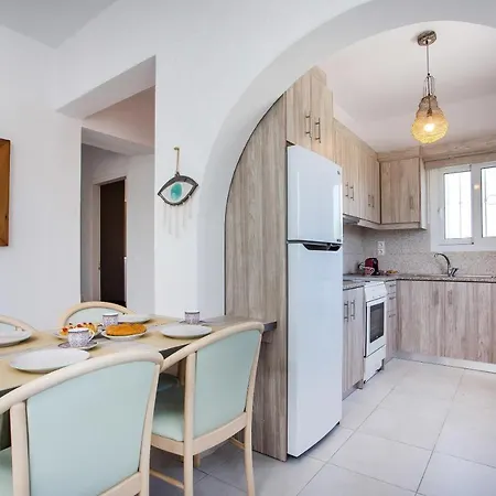 Celini House * Kiotari