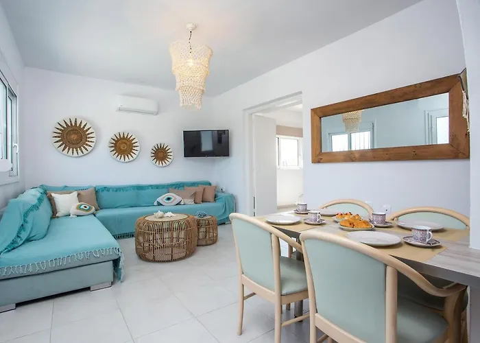 Celini House * كوتاري